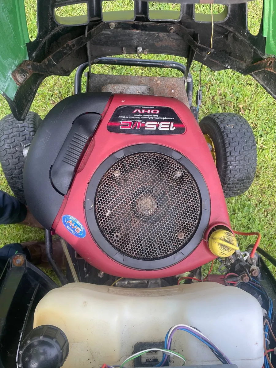 Ride on mower - Image 4