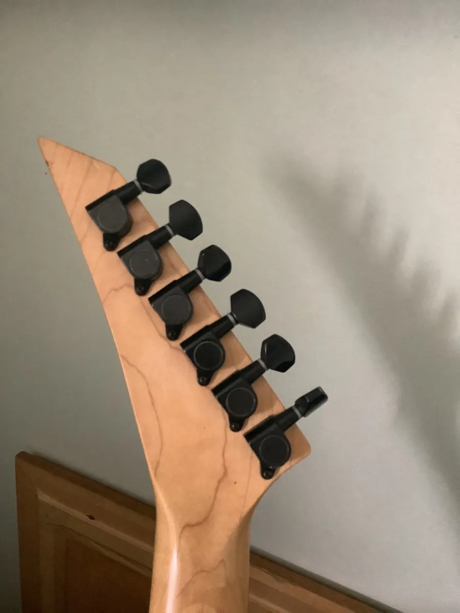 Jackson King V Guitar KVX10 - Image 2