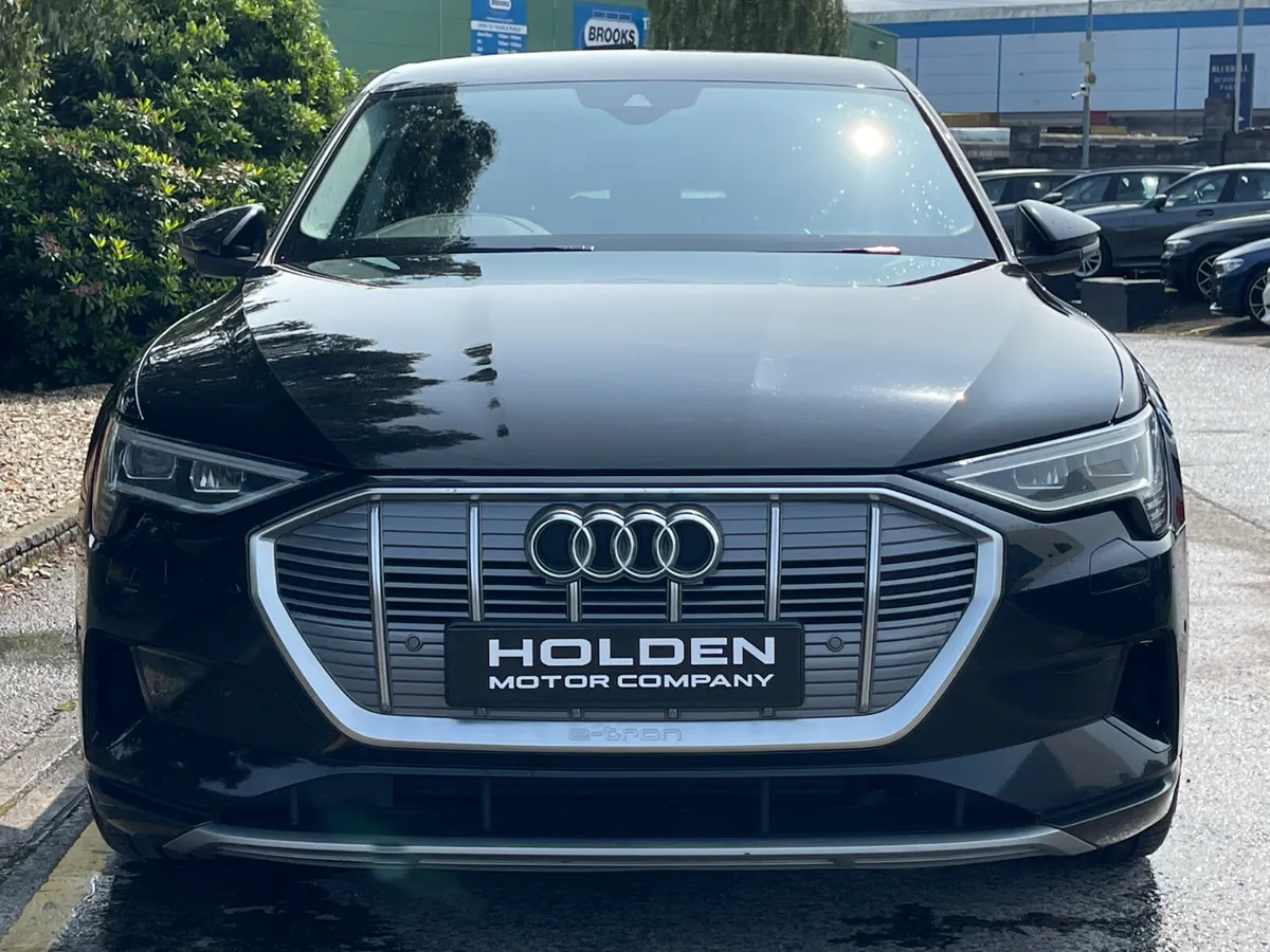 2021 AUDI E-TRON 55 LONG RANGE QUATTRO. HUGE SPECS - Image 4