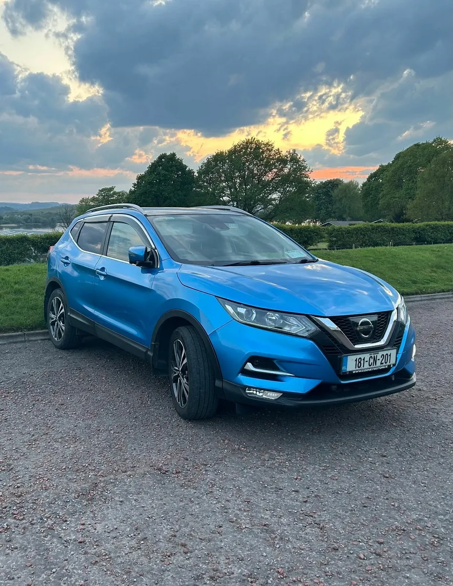 Nissan Qashqai 2018 1.5D  SV Premium18  4DR - Image 2