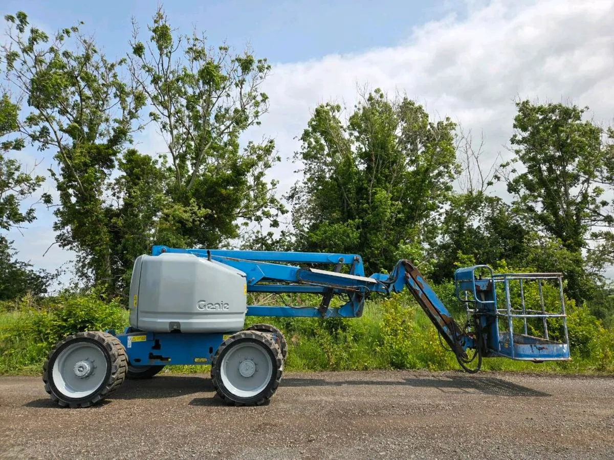 Genie Z45/25 Articulated Boom Lift - Year: 2008! - Image 4