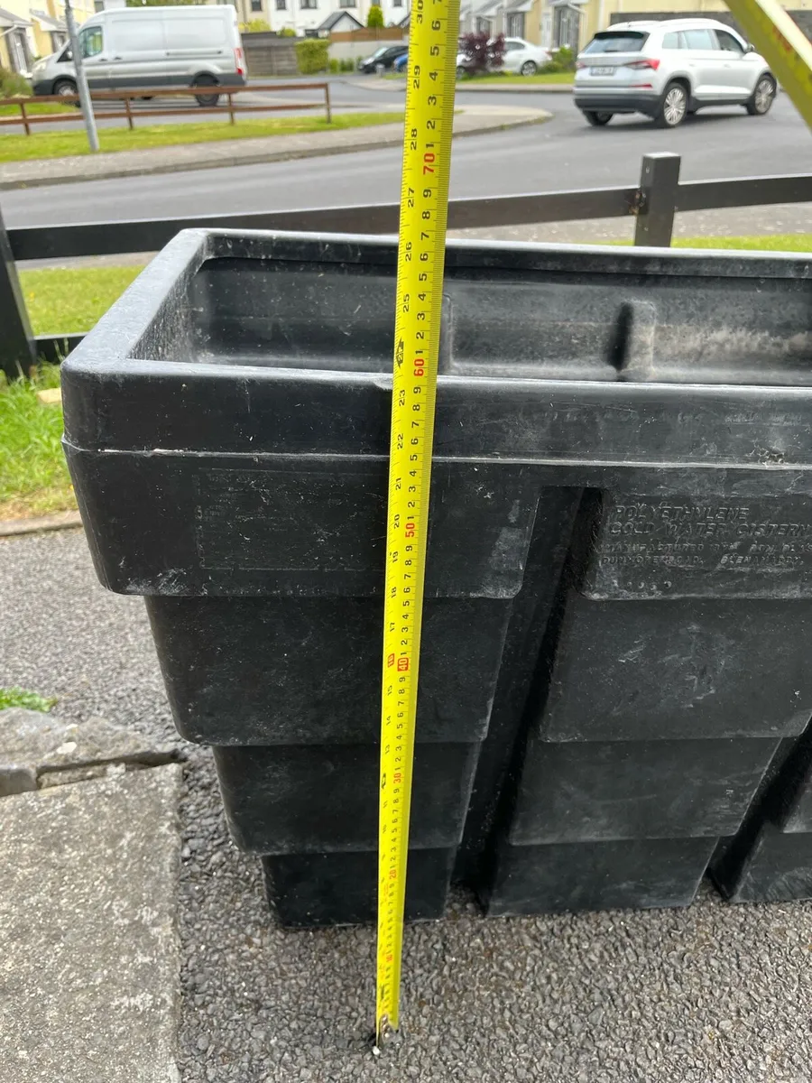 2 Water tanks - Image 3