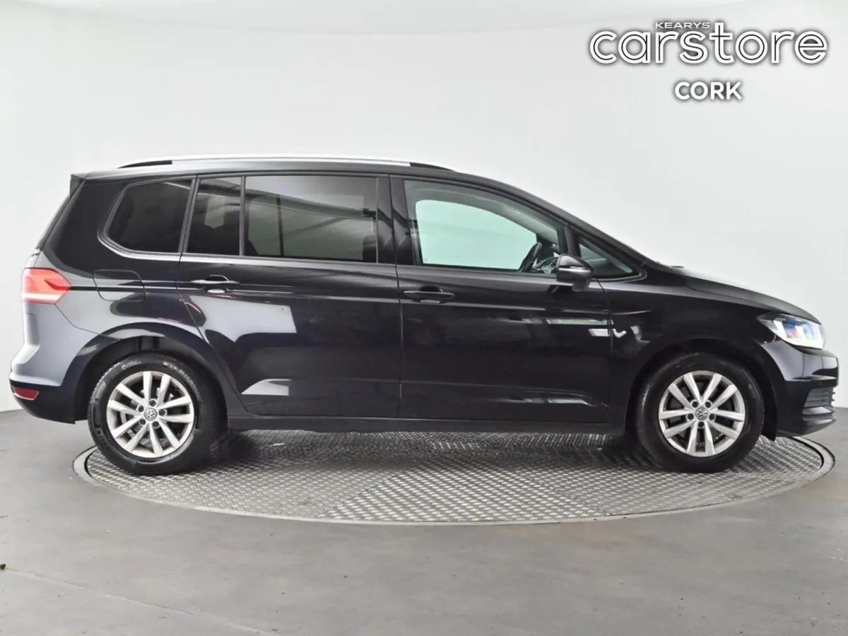 Volkswagen Touran 1.6 TDI 115HP DSG Trendline - Image 2