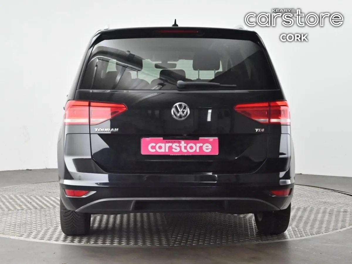 Volkswagen Touran 1.6 TDI 115HP DSG Trendline - Image 4