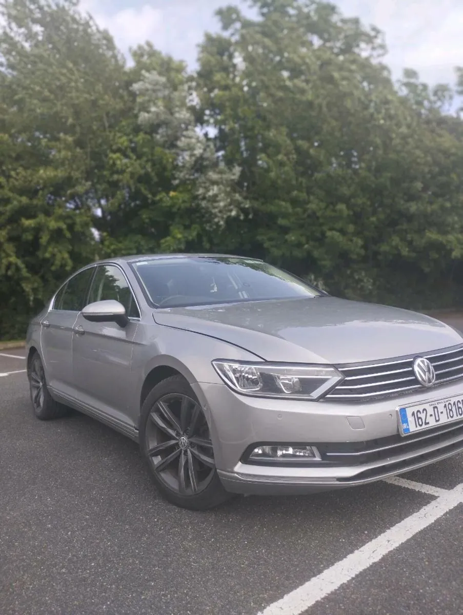 Volkswagen Passat - Image 2