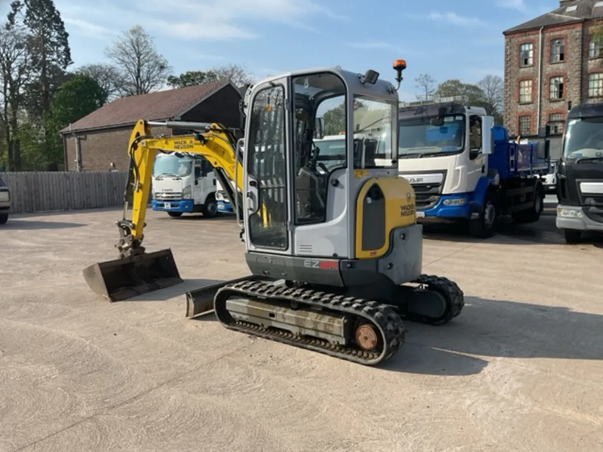 2018 Wacker Neuson EZ28 Mini Excavator - Image 3