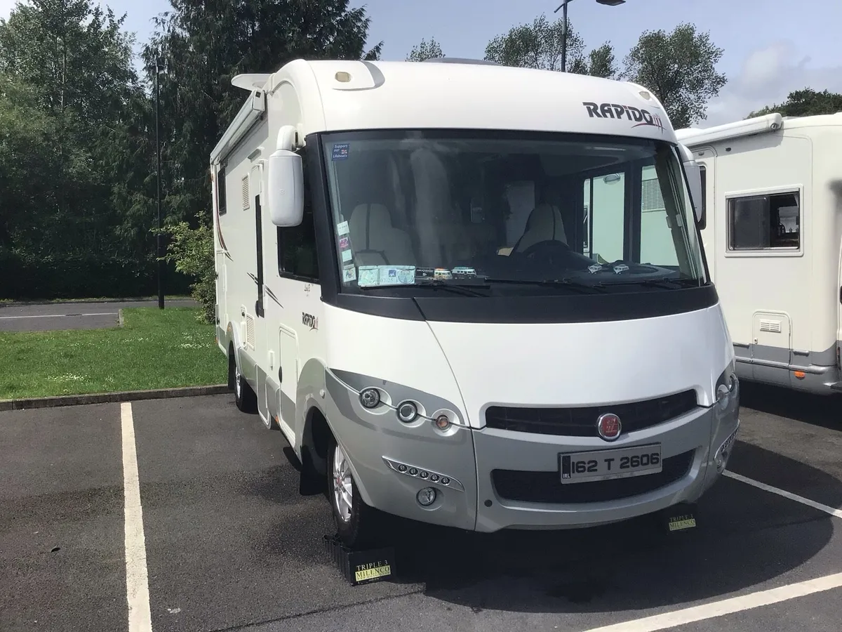 2016 Rapido 880 For Sale. - Image 1