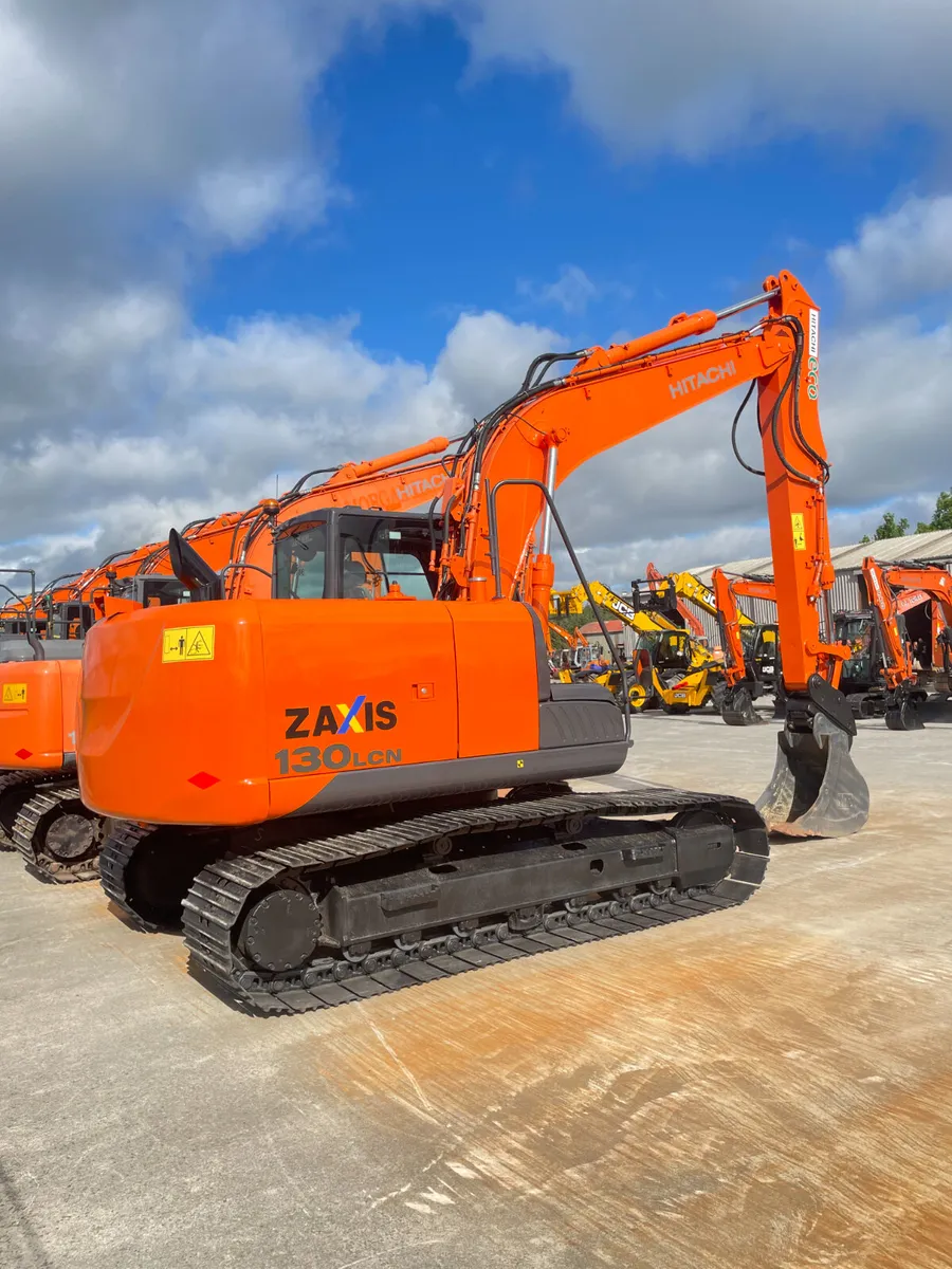 HITACHI ZX130-5 - Image 3