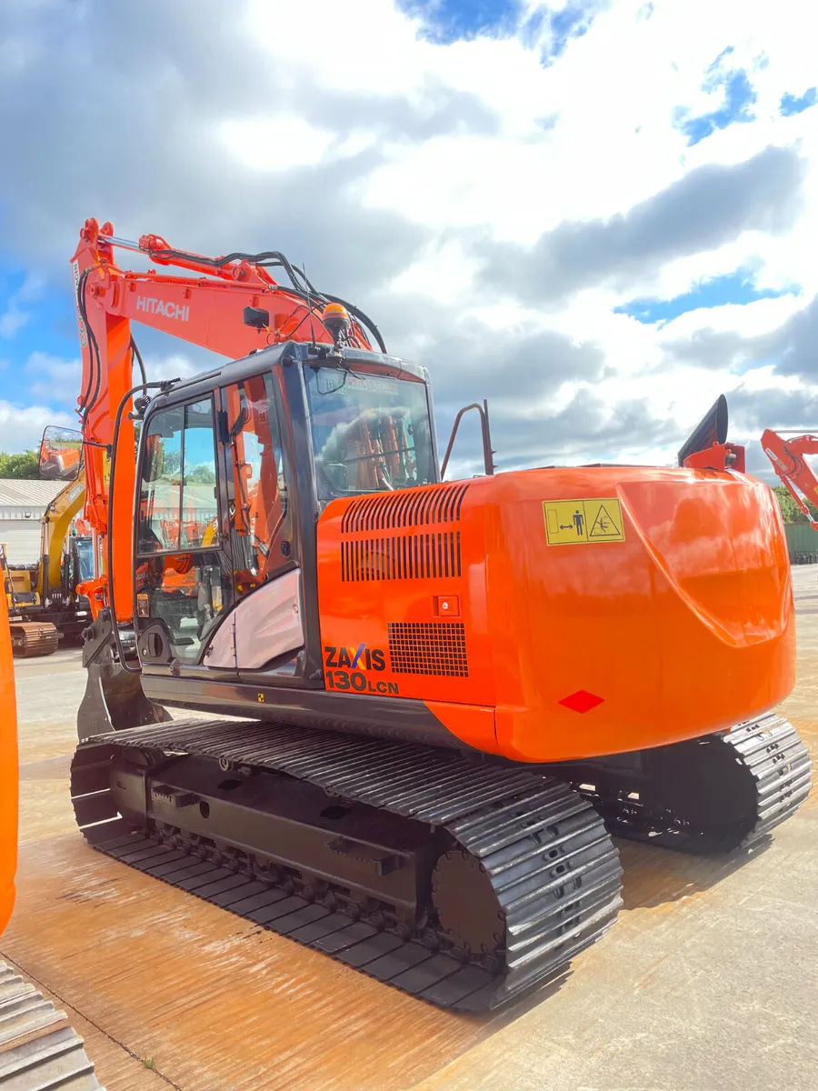 HITACHI ZX130-5 - Image 4
