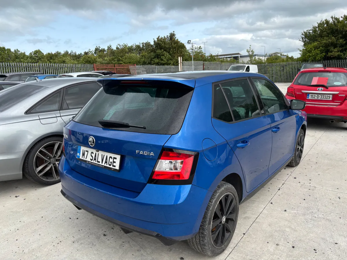 18 Fabia Monto Carlo 1.0 Petrol 110km Starting - Image 3
