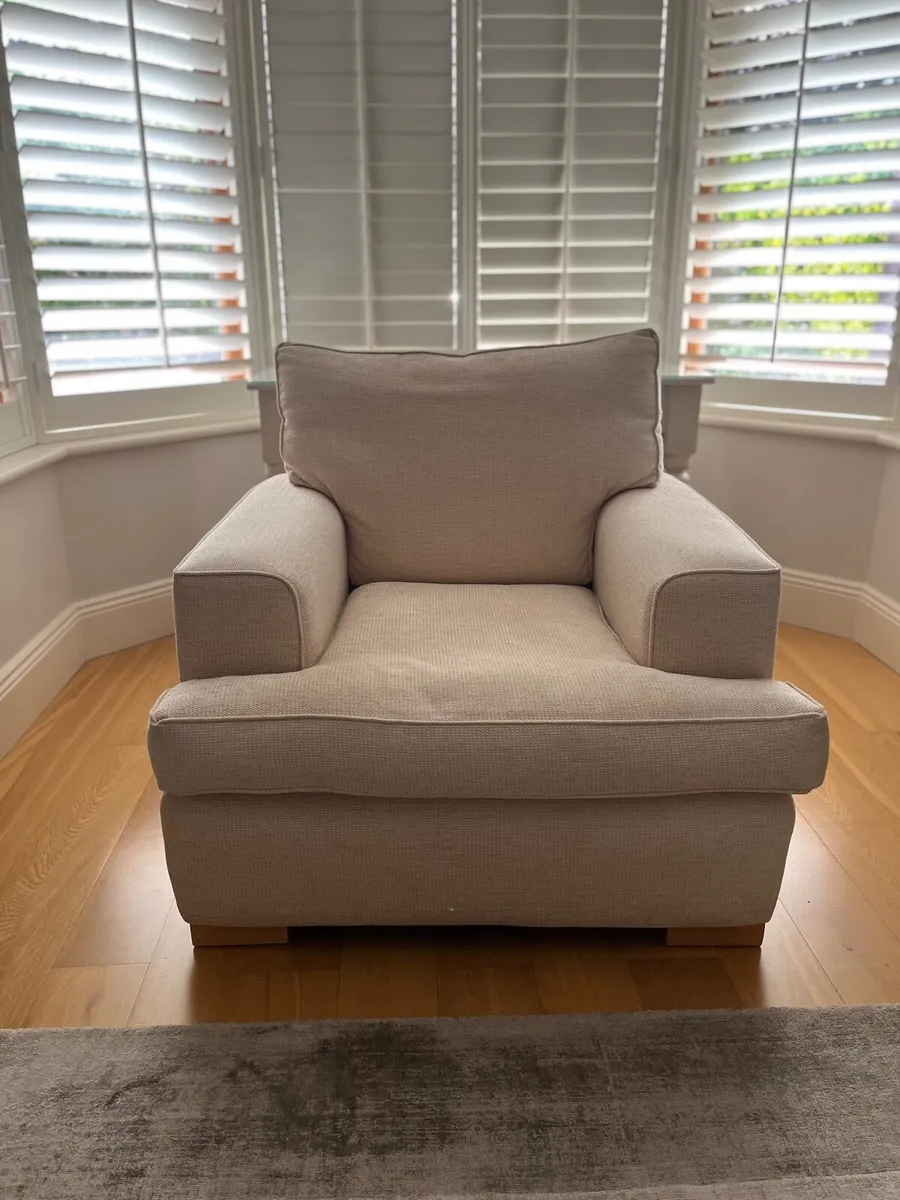 Sofas and armchair - Image 1