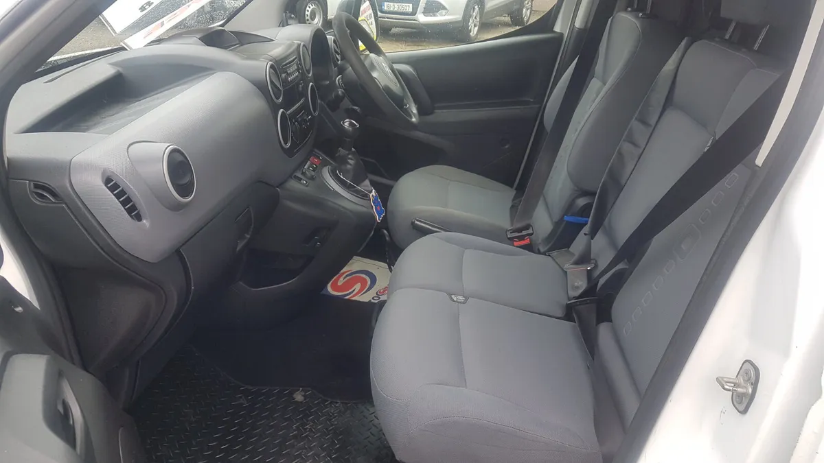 Citroen Berlingo 161D 3 SEATER NEW CVRT NO VAT - Image 4