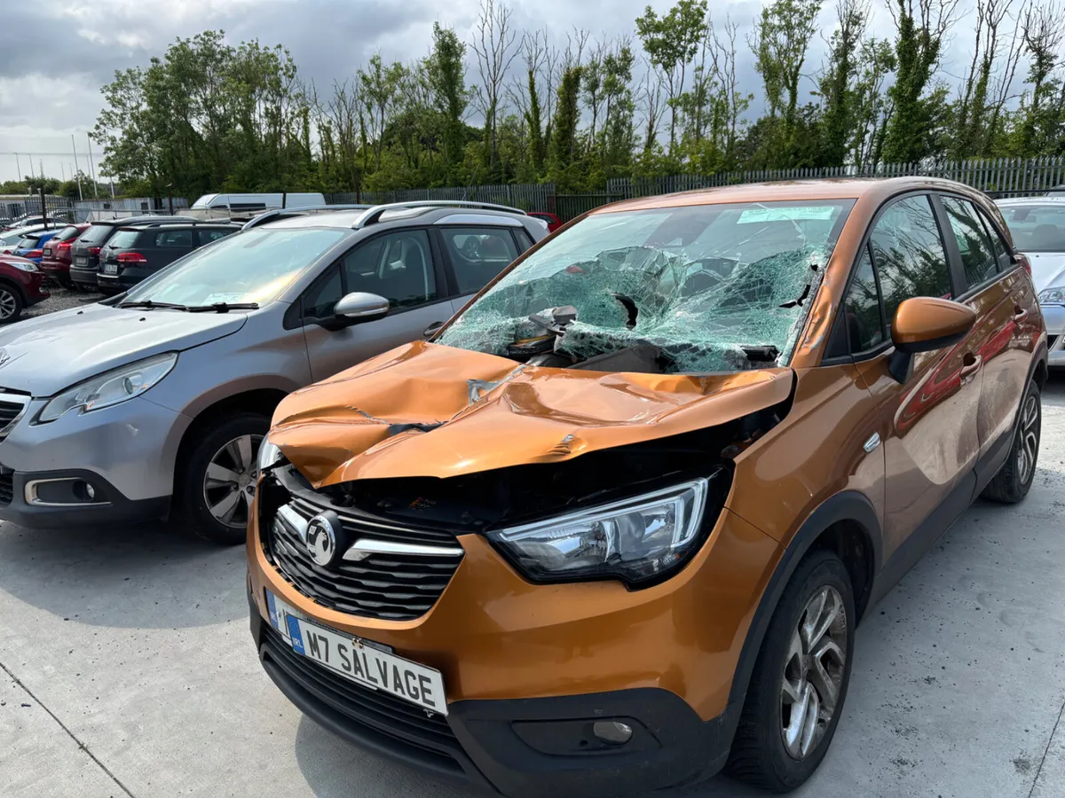 17 Crossland X 1.6 Diesel 170km Starting - Image 3