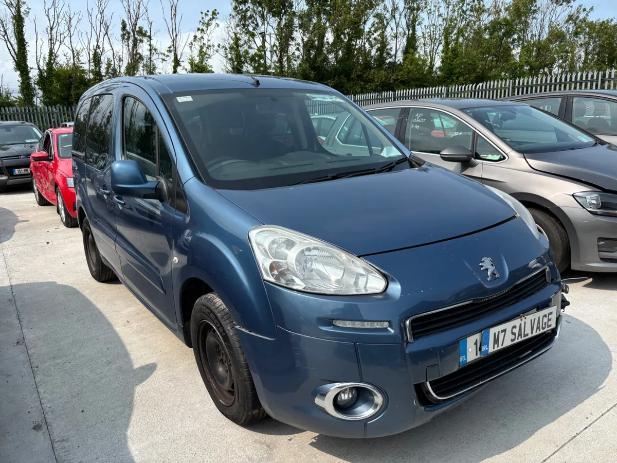 14 Tepee 1.6 Hdi MPV with ramp 140km Drives - Image 2