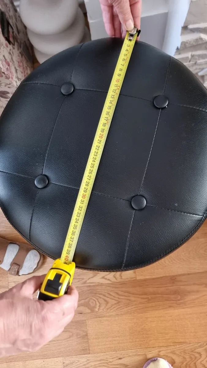 Leather footstool - Image 2