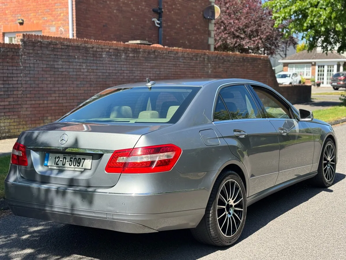 €5750 Mercedes E200 2012 Automatic! - Image 3
