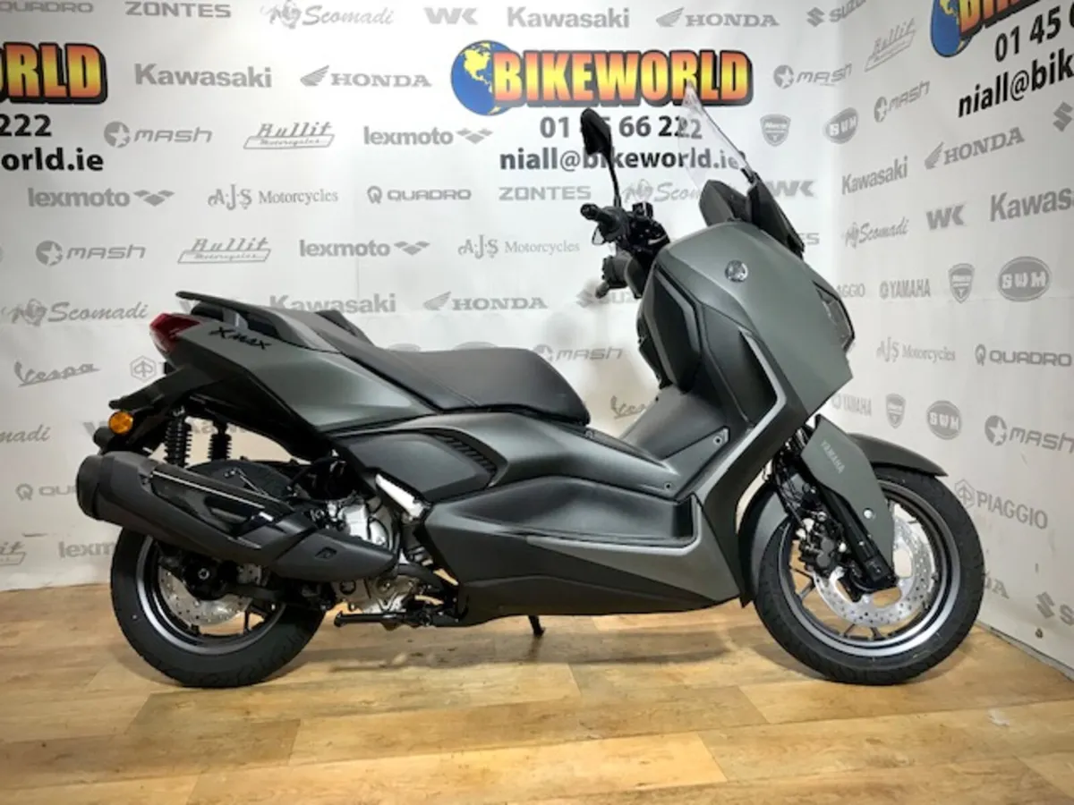 << SPECIAL >> Yamaha XMAX 300 June Offer - Image 2