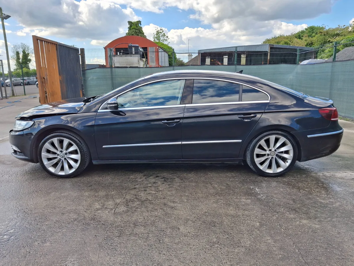 *2014 Volkswagen Passat CC  GT 2.0 TDI - Image 2