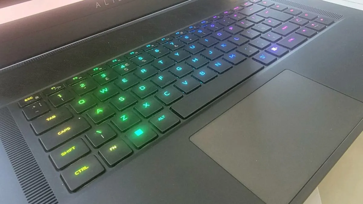 Alienware X17 R1 - Image 3