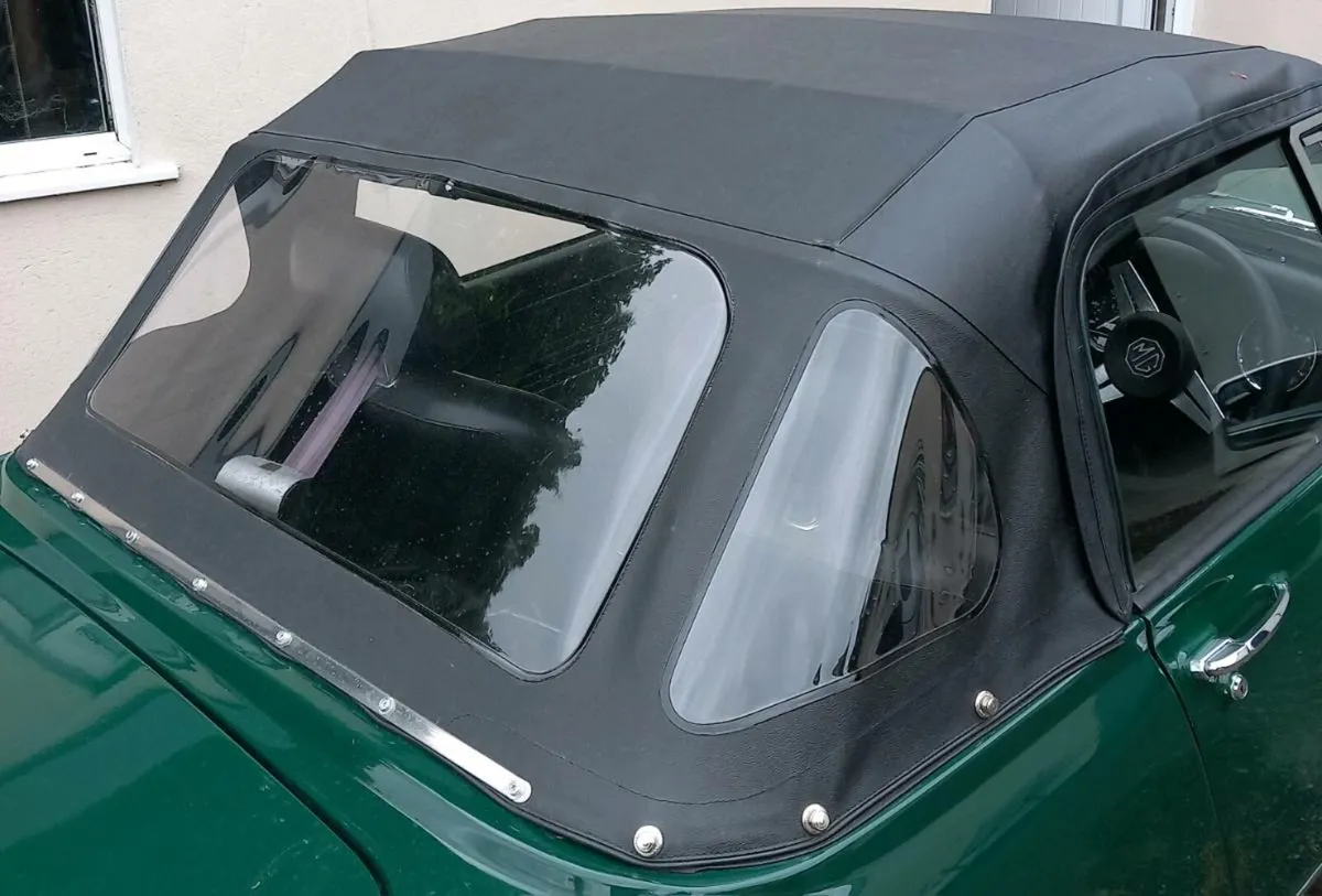 Mg fold down hood - Image 1