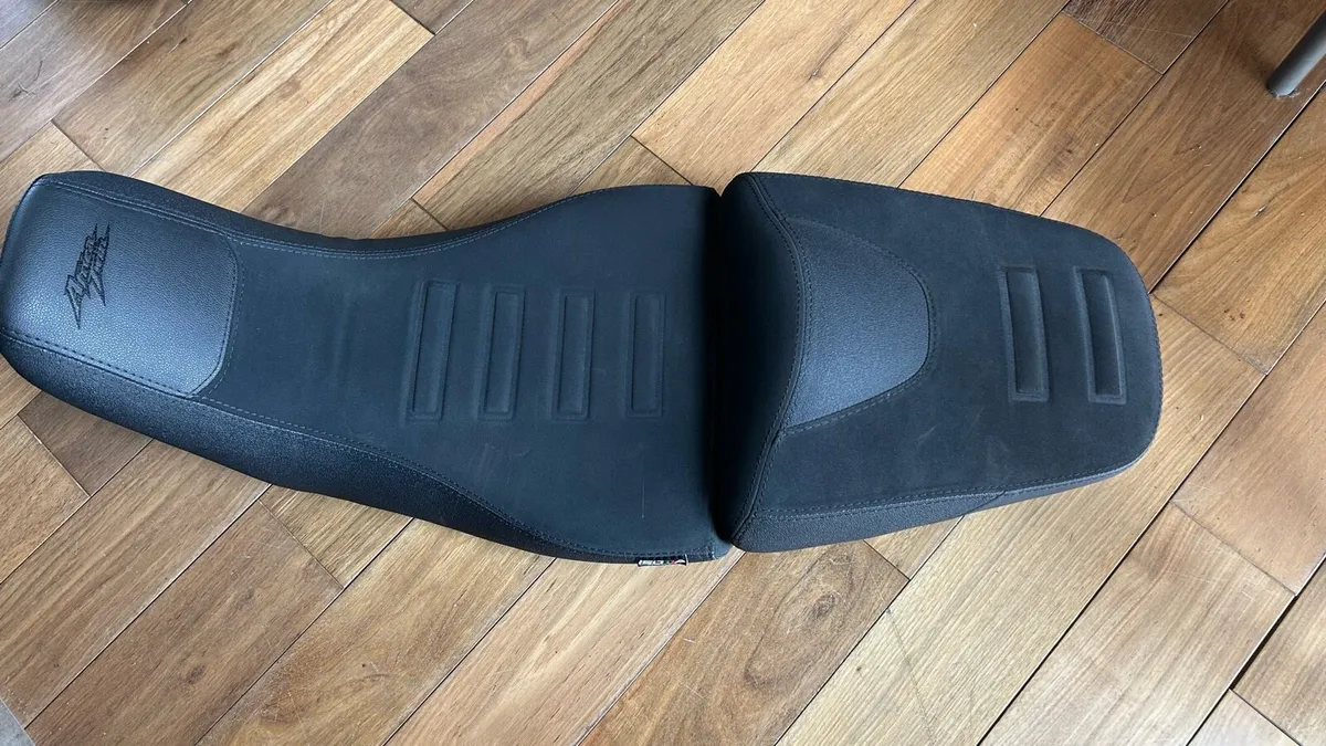 Africa Twin Isotta seat - Image 1