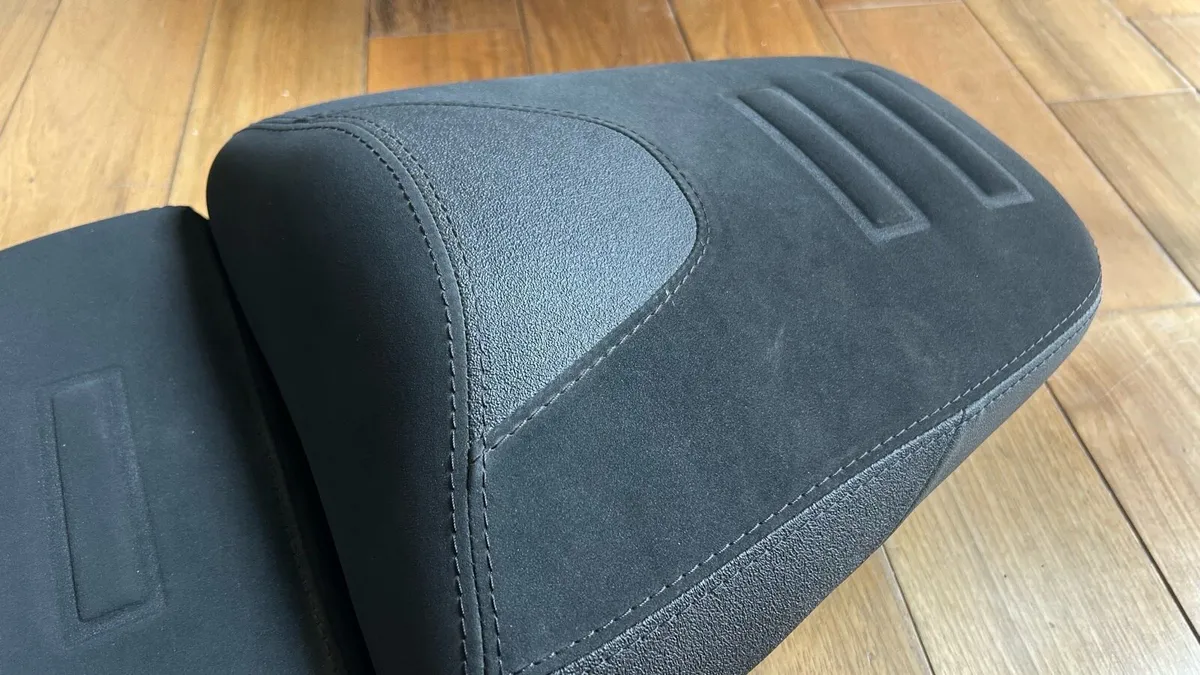 Africa Twin Isotta seat - Image 3