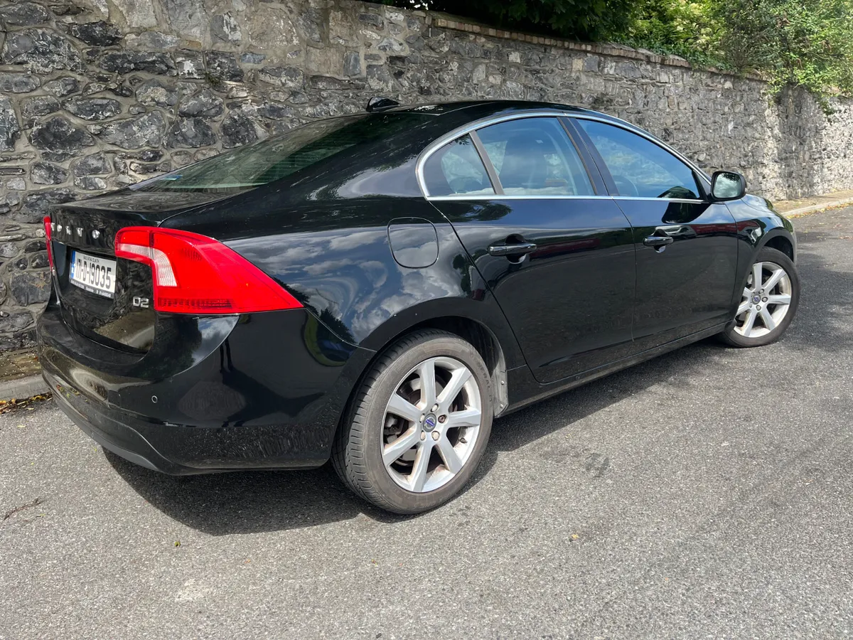 Volvo S60 2017 - Image 3