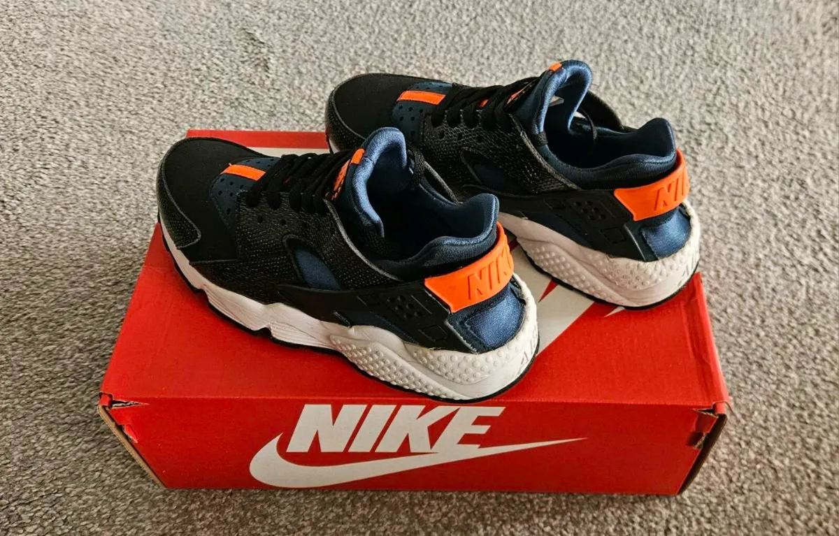 Nike Huarache - Image 3