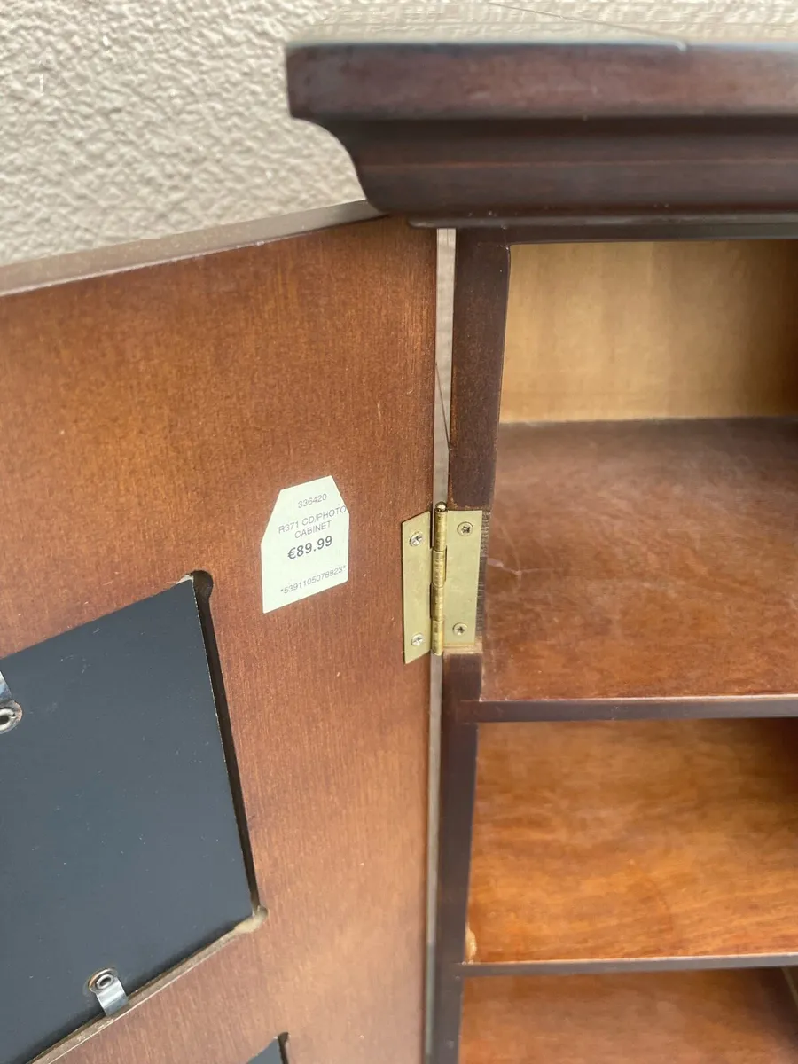 Cb/photo/storage cabinet - Image 3