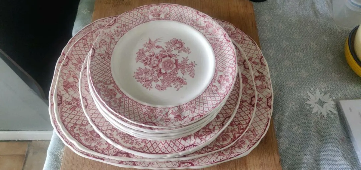 Dinnerware - Image 1