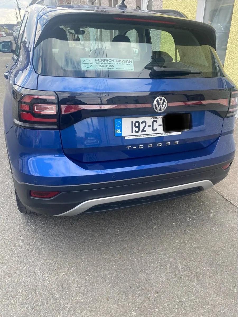 Car - Image 2