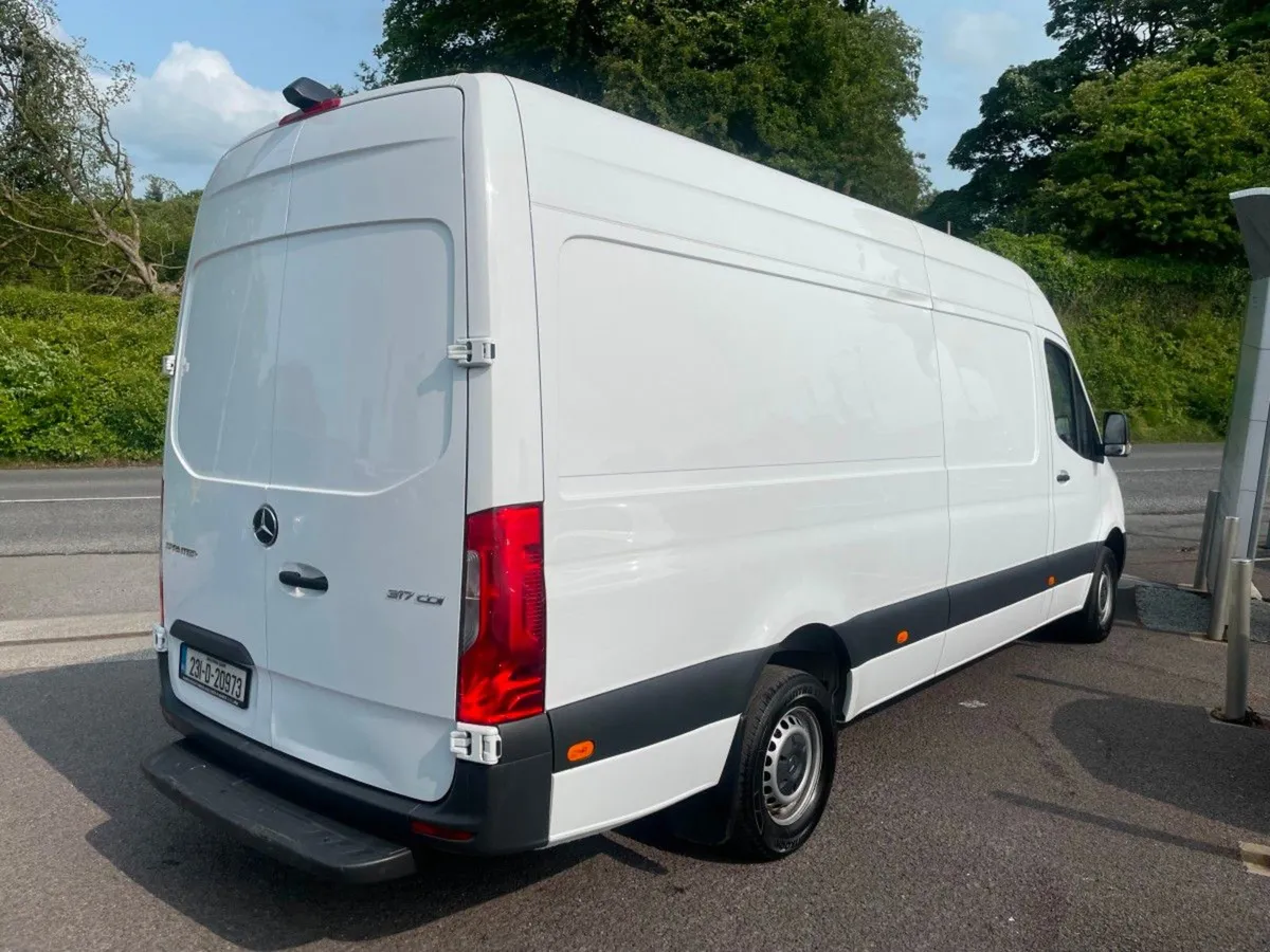 Mercedes-Benz Sprinter 317LWB High Roof - Image 3