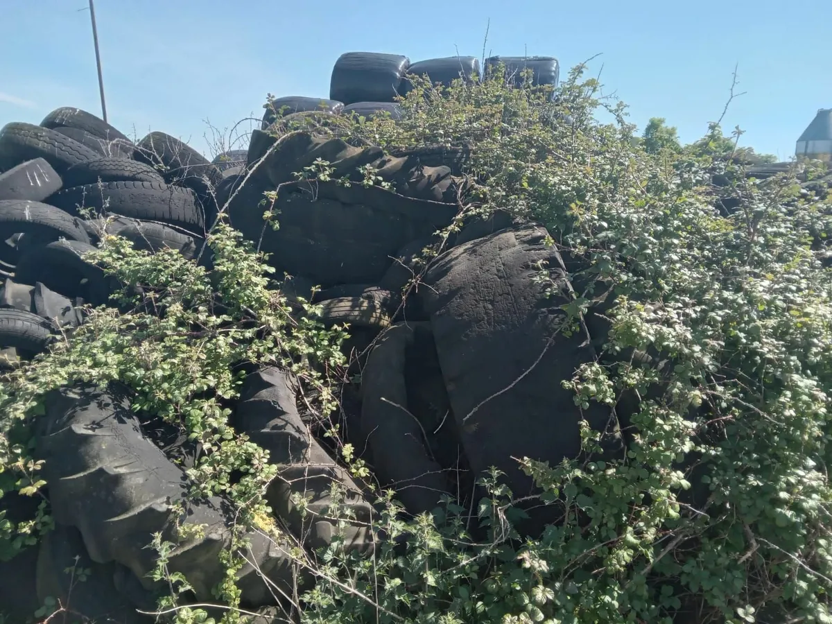 tyres for silage pit - Image 2