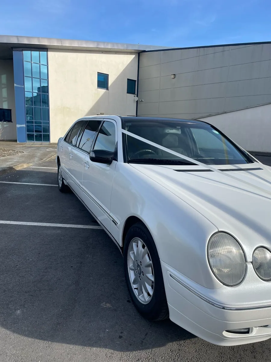 Mercedes Limo - Image 1