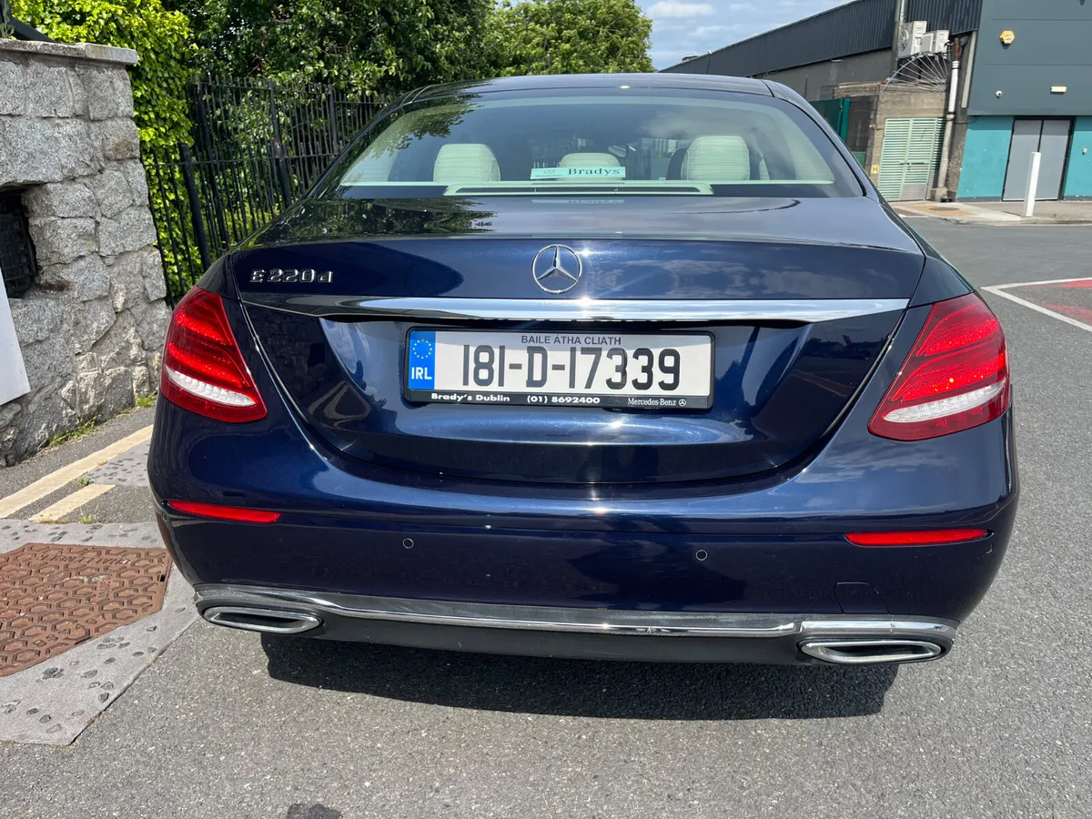 Mercedes-Benz E-Class 2018 - Image 4