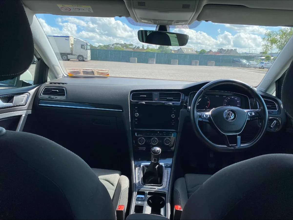 Volkswagen Golf 2018 HL 1.6TDI 115HP - Image 4