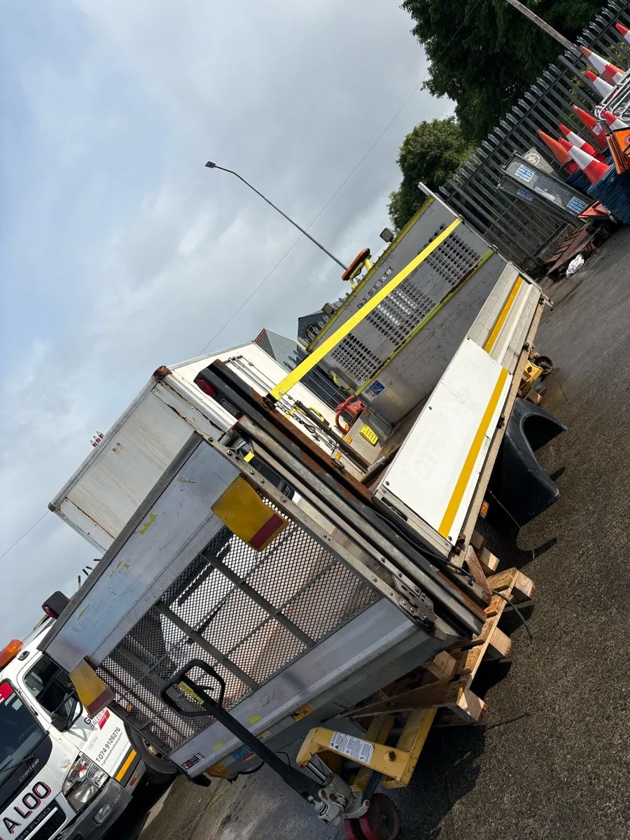14FT Dropside Body with Tail-Lift - Image 2