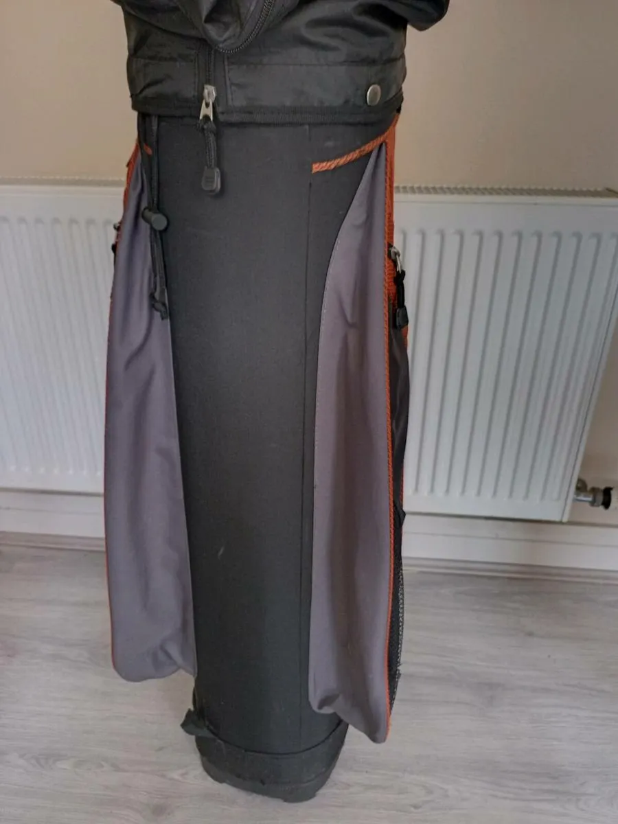 Wilson golf bag. - Image 4