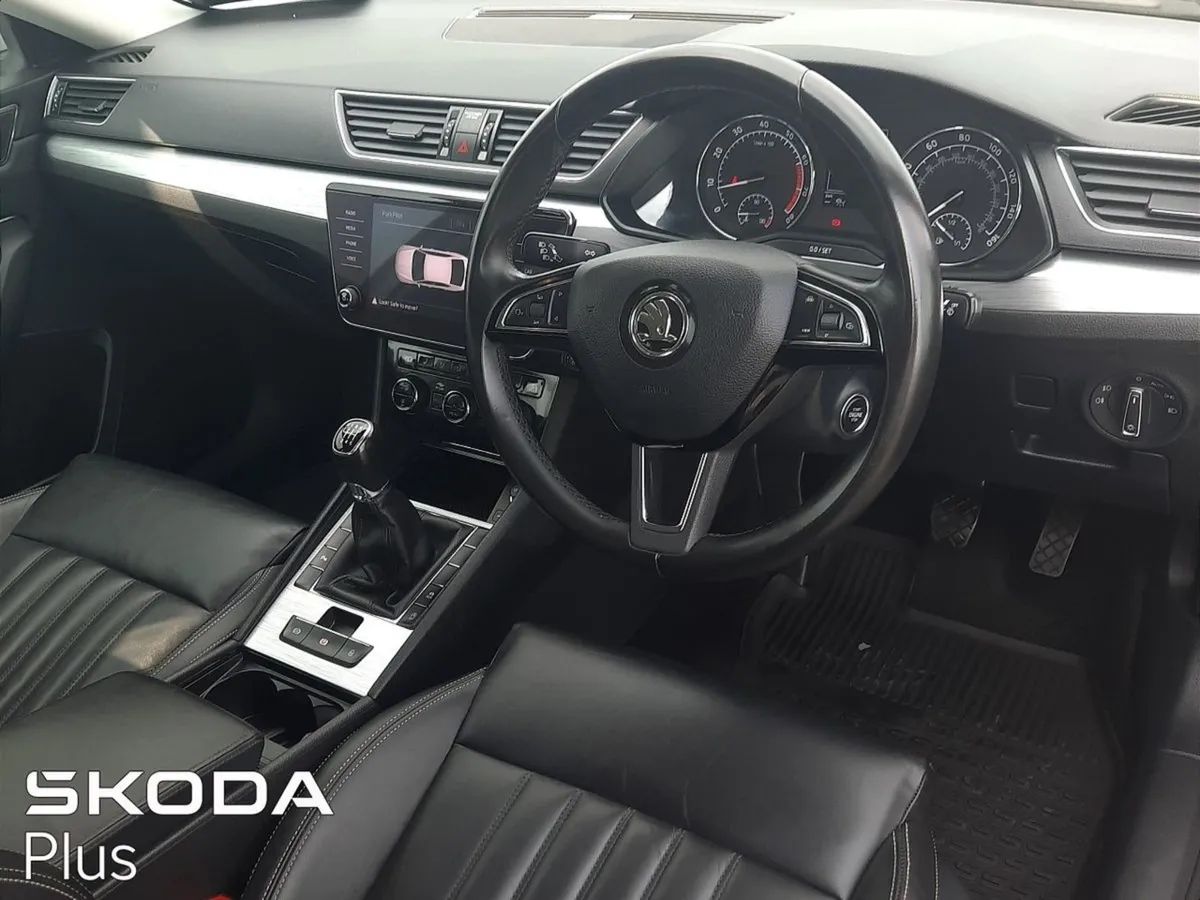 Skoda Superb  full Leather 1.5tsi 150HP Manual - Image 4