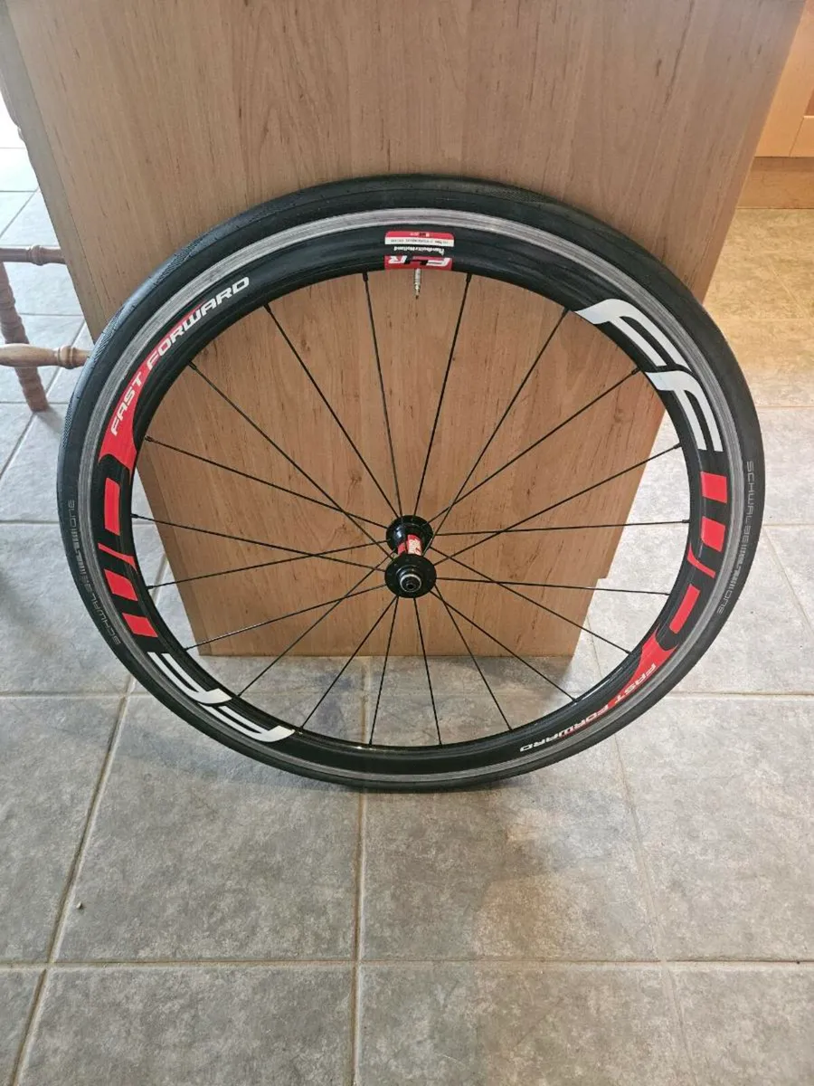 FFWD f4r Carbon Front Wheel - Image 1