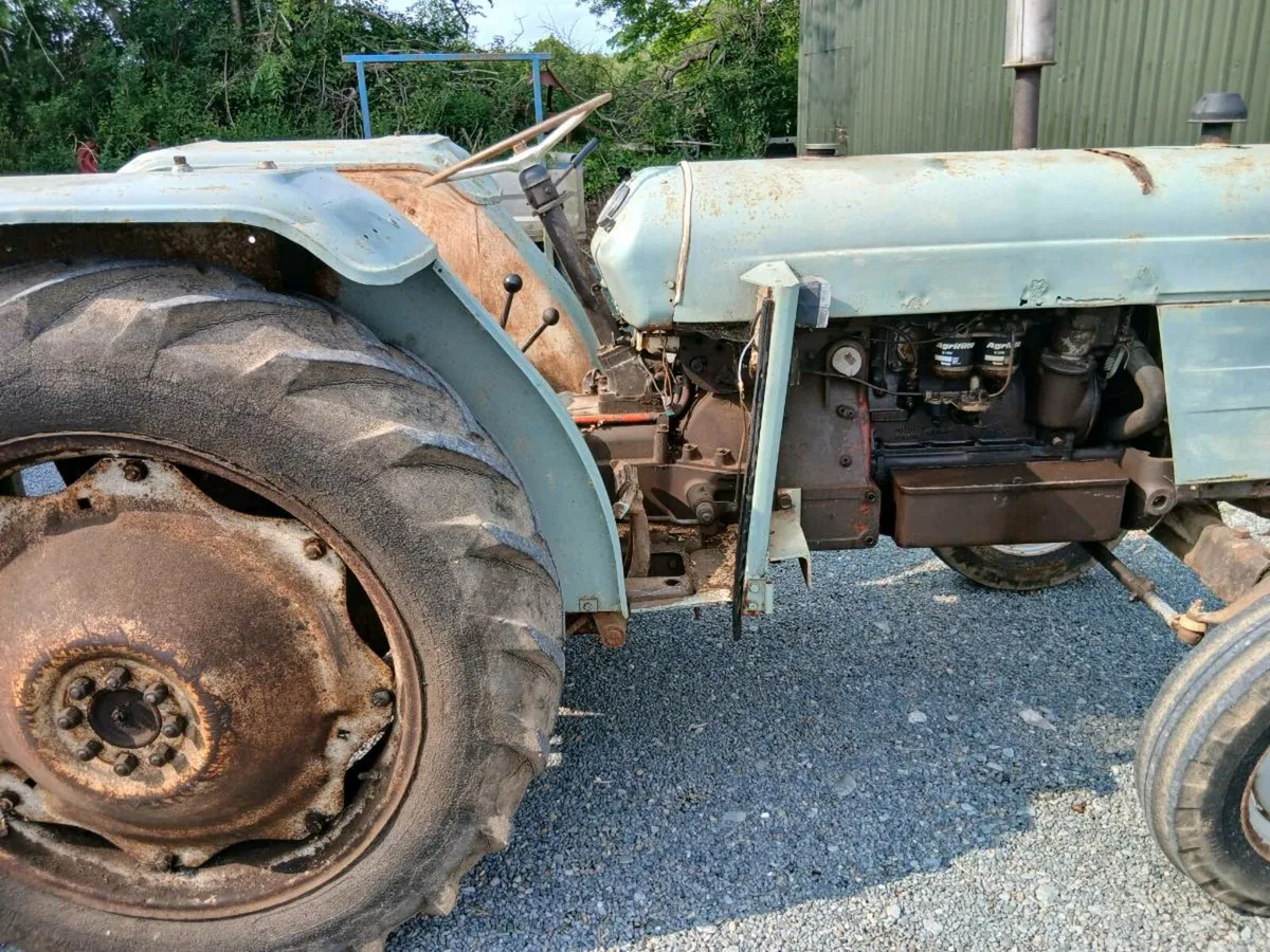 David brown 880 - Image 2