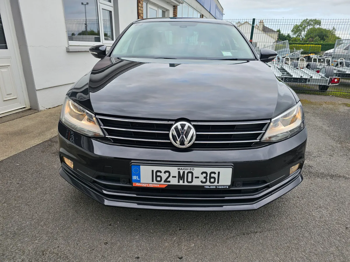 2016 Volkswagen Jetta 2.0Tdi Highline Manual 110HP - Image 4