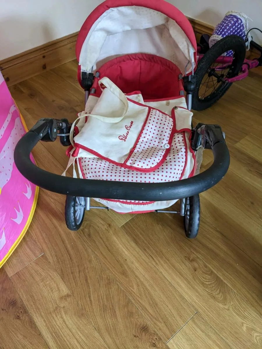 Babydoll pram FREE to collect - Image 1