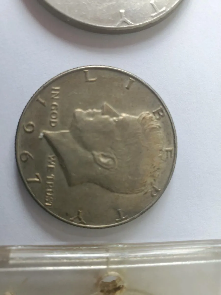 COLLECTIBLES coins - Image 4