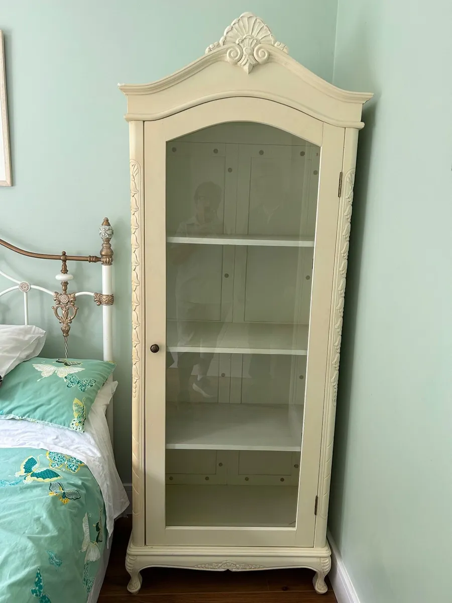 Cream Display Cabinet - Image 1