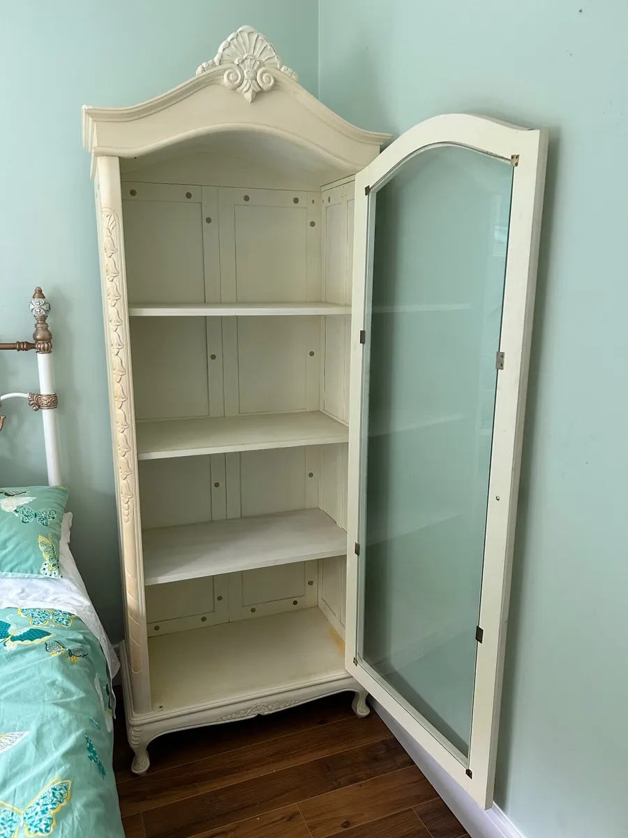 Cream Display Cabinet - Image 2