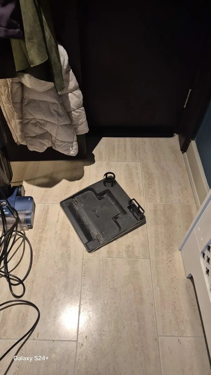 Shark wet vacuum - Image 4