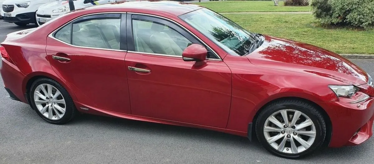 *NEW NCT* 2014 LEXUS IS300H LUXURY 2.5 Hybrid - Image 1