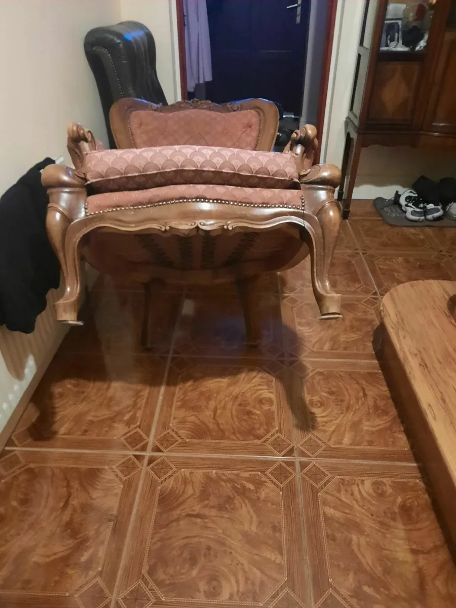 Armchair - Image 2