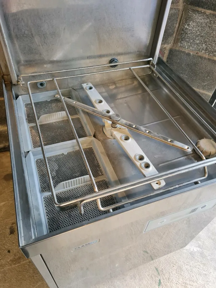Classeq P500ASWS Pass Through Dishwasher - Image 3